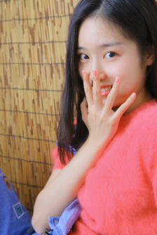 韩国电影《丰满的女邻居》
